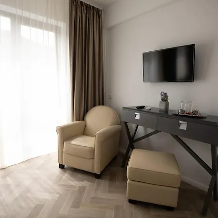 Urban 7 Aparthotel Boekarest