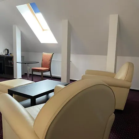 Aparthotel Urban 7 4*