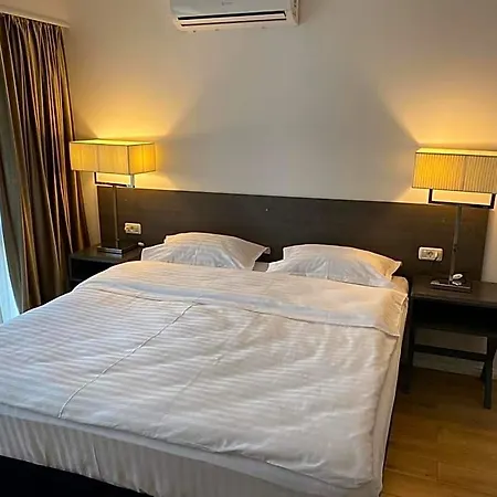 Urban 7 Aparthotel Bucharest