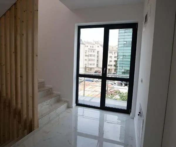 Urban 7 Ξενοδοχείο με διαμερίσματα 4*