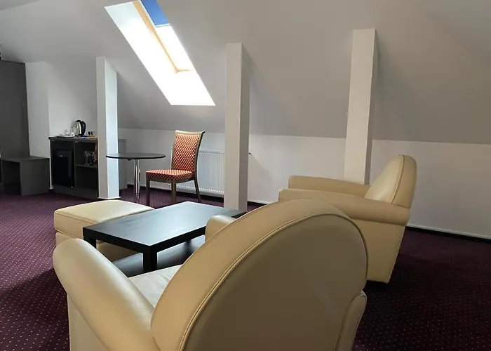 Ξενοδοχείο με διαμερίσματα Urban 7 4*