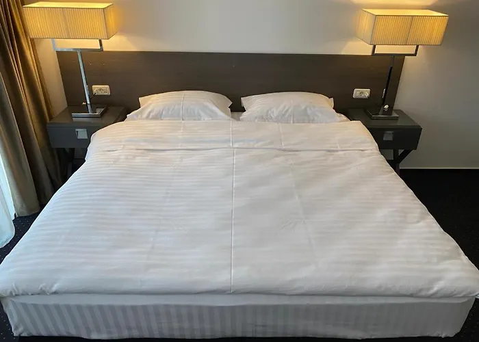 Urban 7 4* Βουκουρέστι