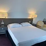 Urban 7