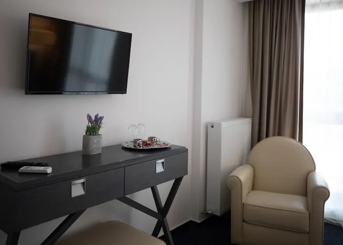 Urban 7 Ξενοδοχείο με διαμερίσματα 4*